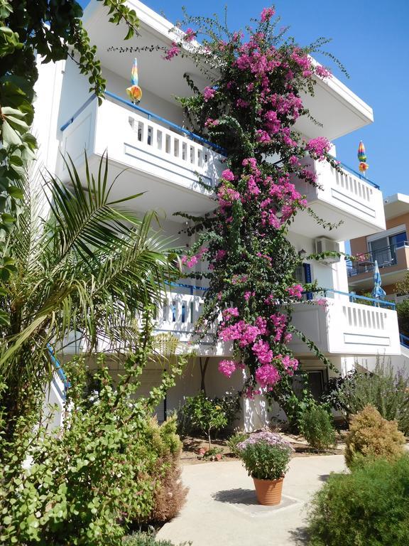 Anthea Apartments Palaiochora Ngoại thất bức ảnh